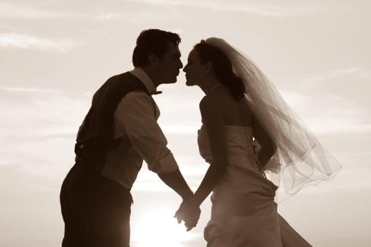 Cantor sertanejo famoso se casará no interior de São Paulo