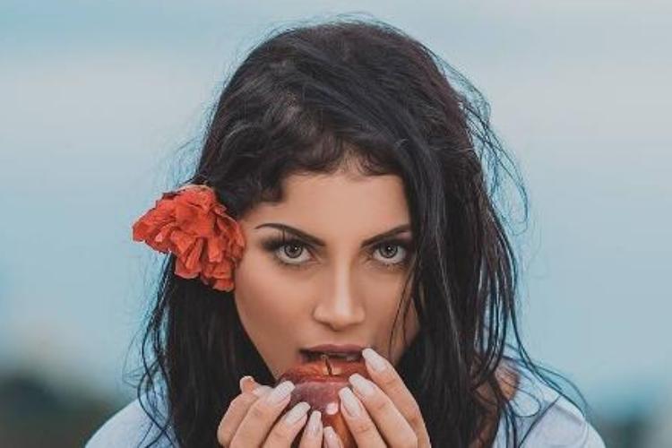 Ex-bailarina do Faustão faz revelação sobre salário e demissão