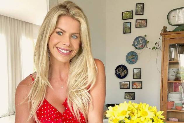 Karina Bacchi Karina Bacchi / Instagram
