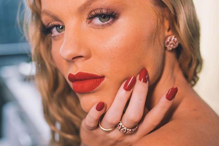 Luíza Sonza faz cirurgia e fala sobre recuperação