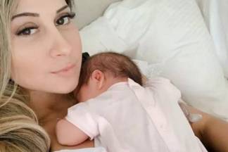 Mayra Cardi com a filha/Instagram