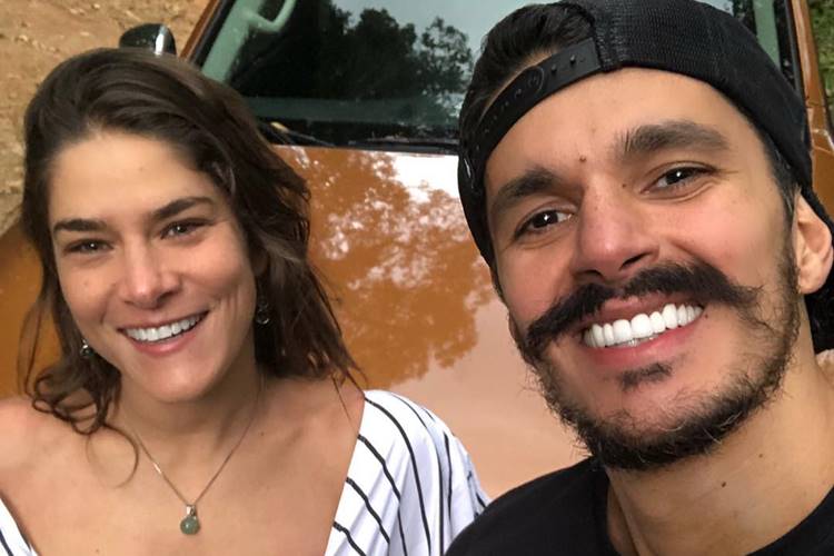 Priscila Fantin e Bruno Lopes ficam noivos