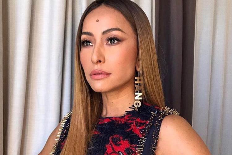 Sabrina Sato diz que chorou ao falar sobre retorno ao trabalho