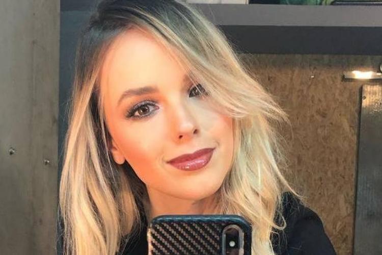 Grávida, Thaeme exibe barrigão e revela: “Nada pronto pra Liz chegar”