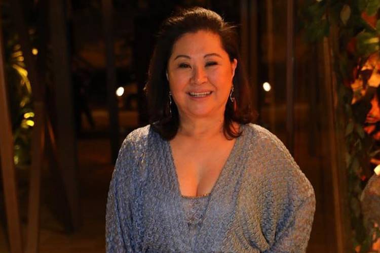 Mãe de Sabrina Sato mostra Zoe brava e revela desconforto