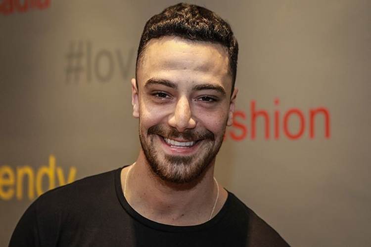 Em atitude nobre, Felipe Titto promete ajudar criança autista a fazer tratamento