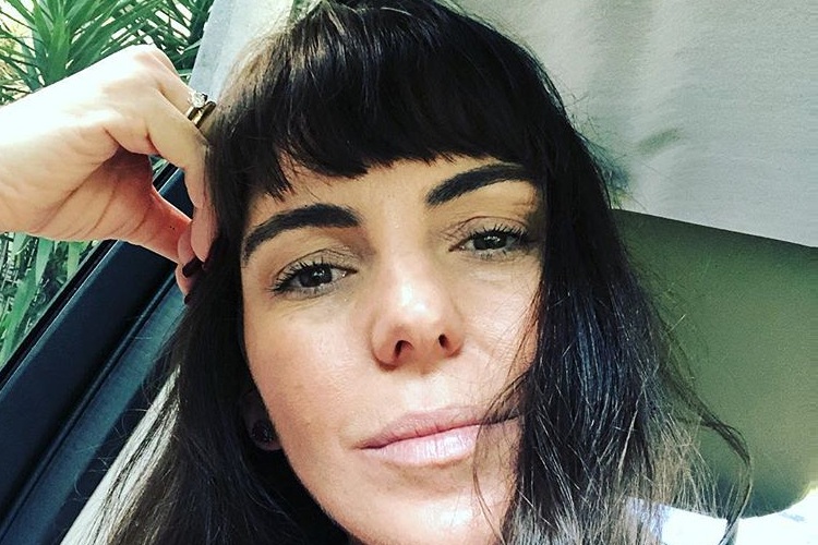 Glenda Kozlowski posta foto com filho e fã comenta: “Achei que fosse namorado’