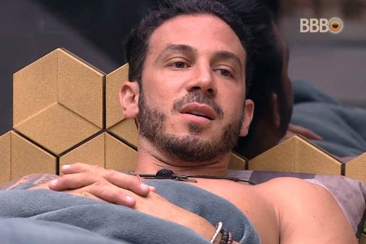 BBB19: “Estou em paz”, diz Gustavo sobre o paredão