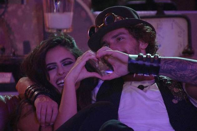 Hana Hana e Alan (Foto: TV Globo)