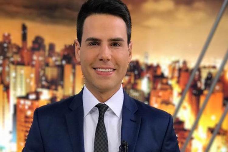 Caso Camila: Luiz Bacci da bronca em jovem que estava desaparecida