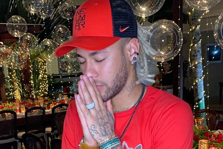 Neymar faz agradecimento e define 2018 como ‘ano difícil’