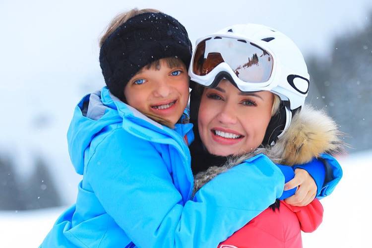 Ana Paula Siebert, mulher de Roberto Justus, se declara a Rafa Justus