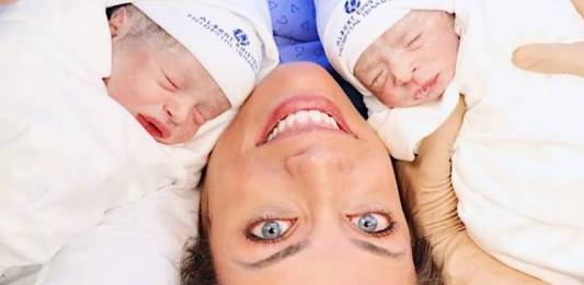 Fabiana Justus com as filhas/Instagram