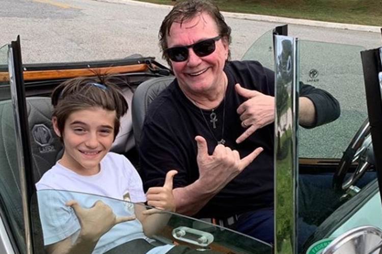 Filho caçula de Fábio Jr. completa 10 anos com festa na casa do pai e madrasta