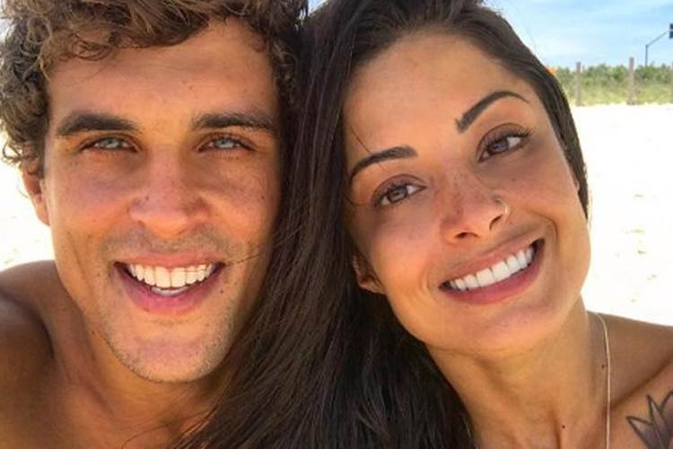 Felipe Roque estaria arrasado com o fim do namoro com Aline Riscado
