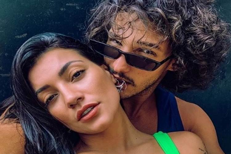 João Zoli e Gabi Prado celebram 5 meses juntos com click romântico e declaração