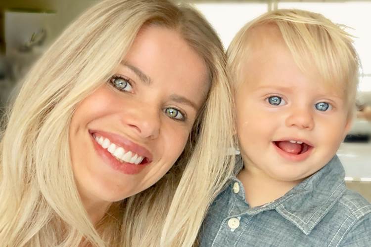 Karina Bacchi entra na justiça contra orfanato que usou fotos de seu filho