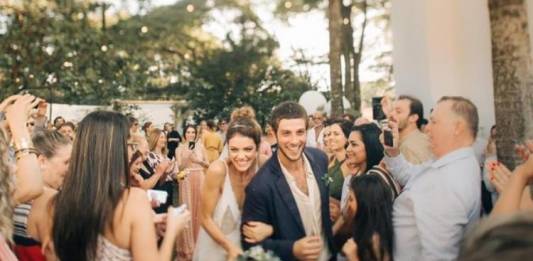 Laura Neiva e Chay Suede - Reprodução/Instagram