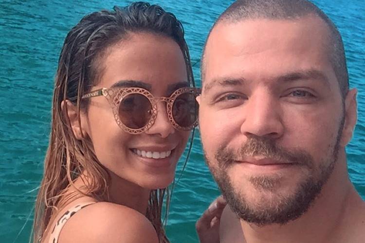 Victor Sarro, amigo de Anitta, faz revelações sobre ex marido da cantora
