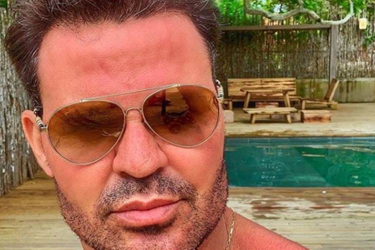 Eduardo Costa chama a atenção ao exibir jatinho em Jericoacoara