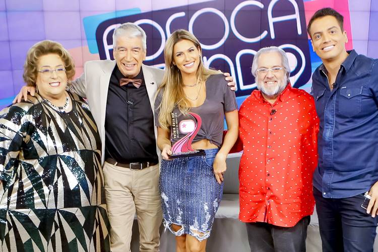 Fofocalizando recebe Troféu Prêmio Área VIP (Gabriel Cardoso/SBT)