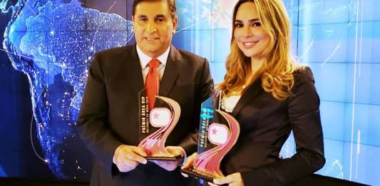 Rachel Sheherazade e Carlos Nascimento recebem Prêmio Área VIP