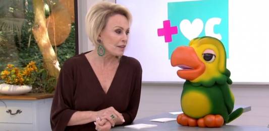 Ana Maria se declarou para Louro José - Reprodução/Globo