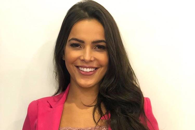 Emilly Araújo faz o “Desafio de Casais” com seu namorado