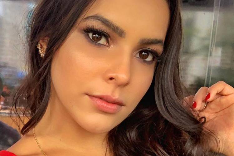 EMILLY ENTREVISTA FLAY TOPZERA SERTANEJO