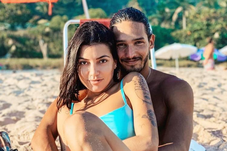 Gabi Prado e João Zoli estão noivos