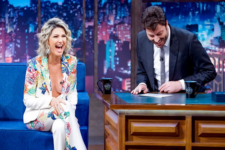 Condenado a prisão, Danilo Gentili ganha promessa ‘quente’ de Antonia Fontenelle