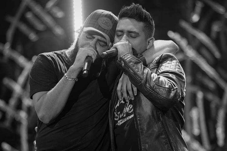 Temporal e destruição faz dupla sertaneja tomar atitude; Confira o vídeo