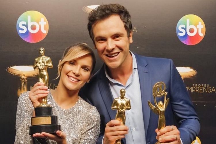 Isabella Santoni aparece no Troféu Imprensa e tieta Silvio Santos: “Importante para mim”