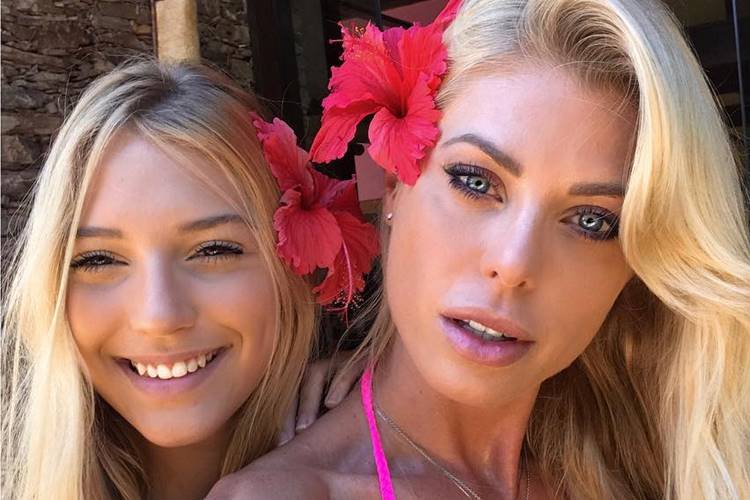 Após acidente, filha de Caroline Bittencourt fecha as redes sociais