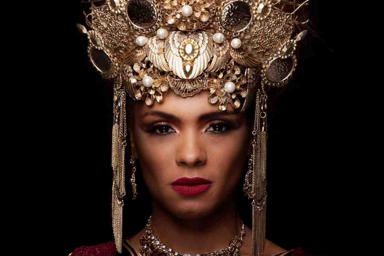 Vivendo primeira protagonista da carreira, Lidi Lisboa fala sobre Jezabel