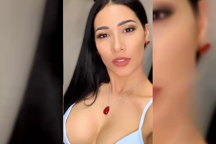 Ousadíssima! Simaria causa enorme alvoroço na web ao posar com look sexy