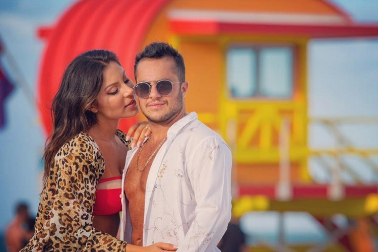 Thammy Miranda ajuda Andressa em processo de fertilização e aplica injeção