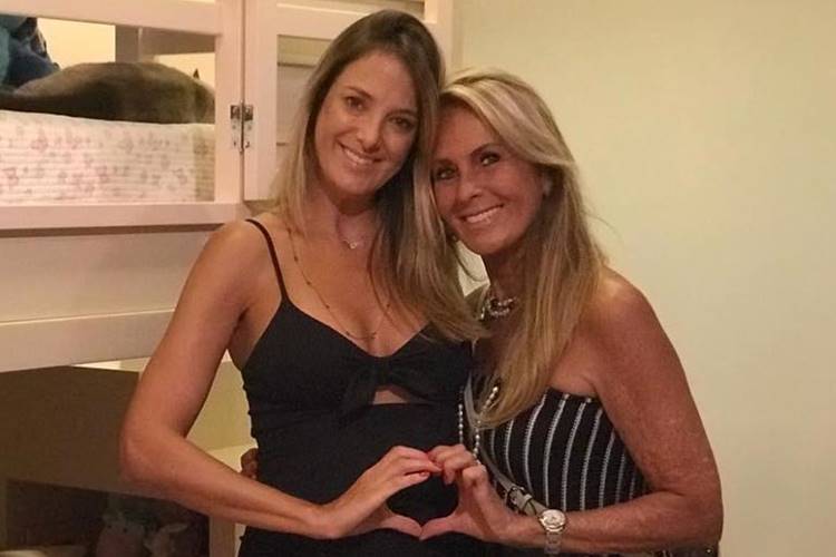 Helô, mãe de Ticiane Pinheiro faz séria revelação sobre separação da filha