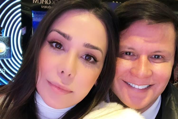 Anna Carolina, mulher do sertanejo Giovani, surge em lugar paradisíaco e fã dispara: ‘Sereia’