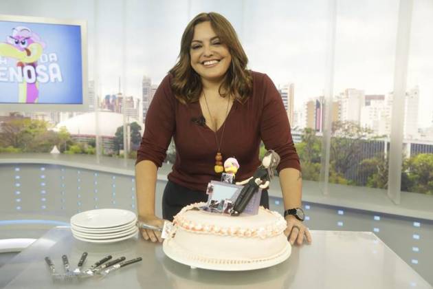 Fabiola Reipert comemora aniversario (Antonio Chahestian/Record TV)
