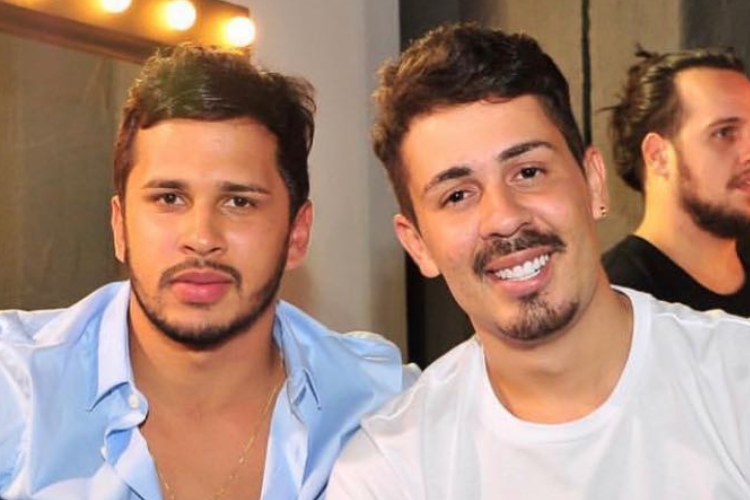 Polêmica! Carlinhos Maia é acusado de trair Lucas Guimarães e noivo se manifesta