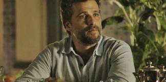 O Sétimo Guardião: Gabriel surpreende Olavo com proposta inusitada O Sétimo Guardião - Gabriel (Reprodução/TV Globo)