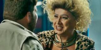 O Sétimo Guardião: Marcos Paulo tem noite quente com Peçanha O Sétimo Guardião - Peçanha e Marcos Paulo (Reprodução/TV Globo)