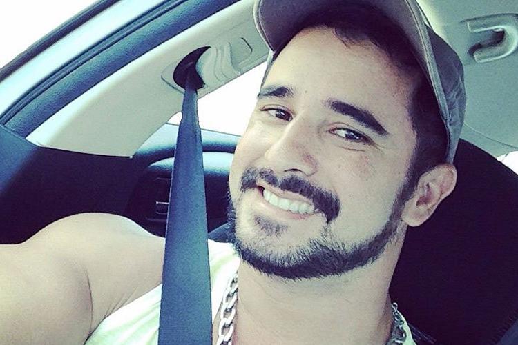 Humorista morre após levar soco em briga