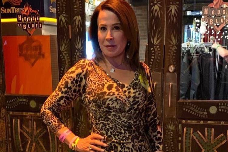 Curvas de Zilu Camargo chamam atenção e ela abre o jogo sobre silicone