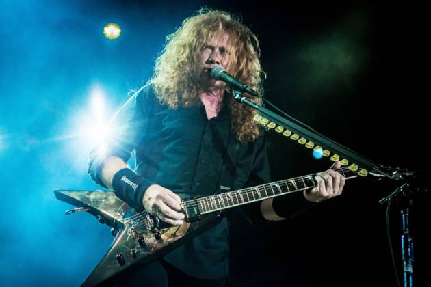 Dave Mustaine descobre câncer na garganta