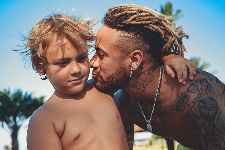 Após acusação de estupro, Davi Lucca, filho de Neymar sofre com ofensas na escola