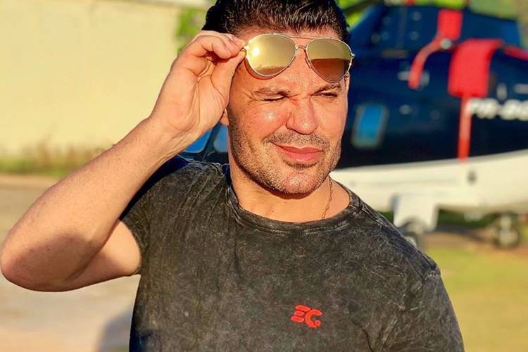 Eduardo Costa faz proposta ousada na web e dispara: “Sou safado”