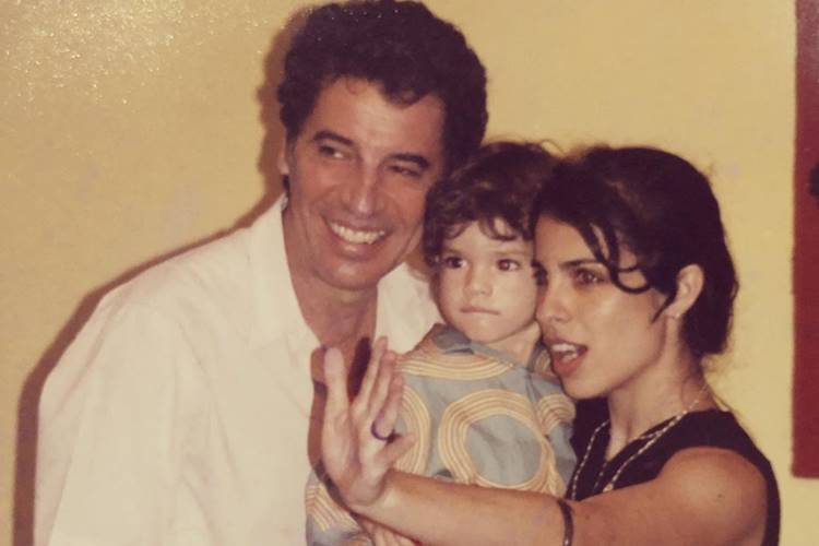 Maria Ribeiro, ex-mulher de Paulo Betti, se pronuncia após acusação de racismo contra o ator