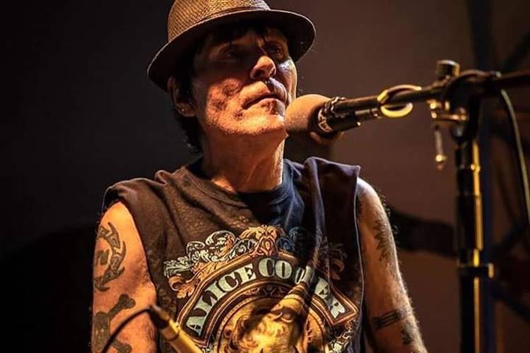 Em estado gravíssimo, músico do RPM é vítima de alarme falso de morte